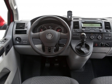 Фото Volkswagen Transporter комби 2.0 biTDI DSG 4Motion L1 №1
